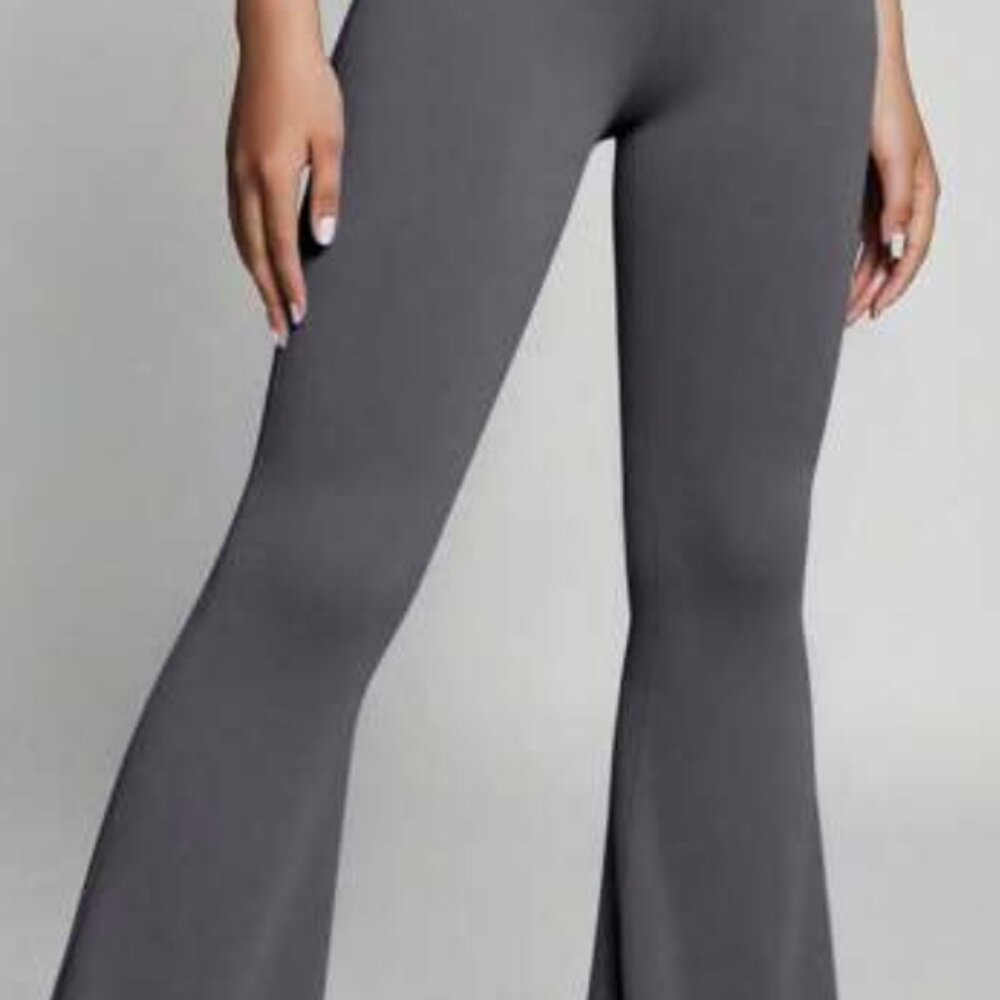 HOLLISTER 	Ultra High-Rise Flare Legging M LONG